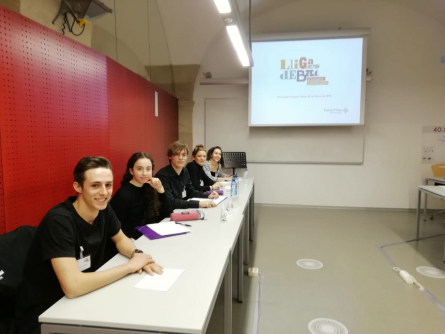 Els alumnes de l'EESA/CPD a la lliga de debat de secundària i batxillerat de l'UPF