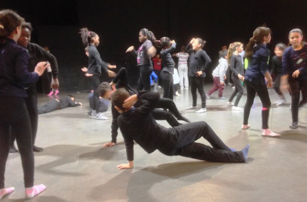 Classes de dansa i teatre escoles Vic