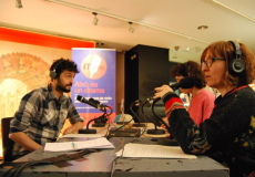 IT Ràdio, lectura d'una de les dramatúrgies durant el programa Això és un Drama el 2019